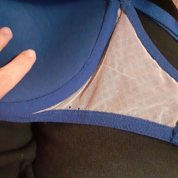 Victoria's Secret Very Sexy bra 80s Style Fishnet Plunge Underwire 32DD BLUE - Picture 4 of 6